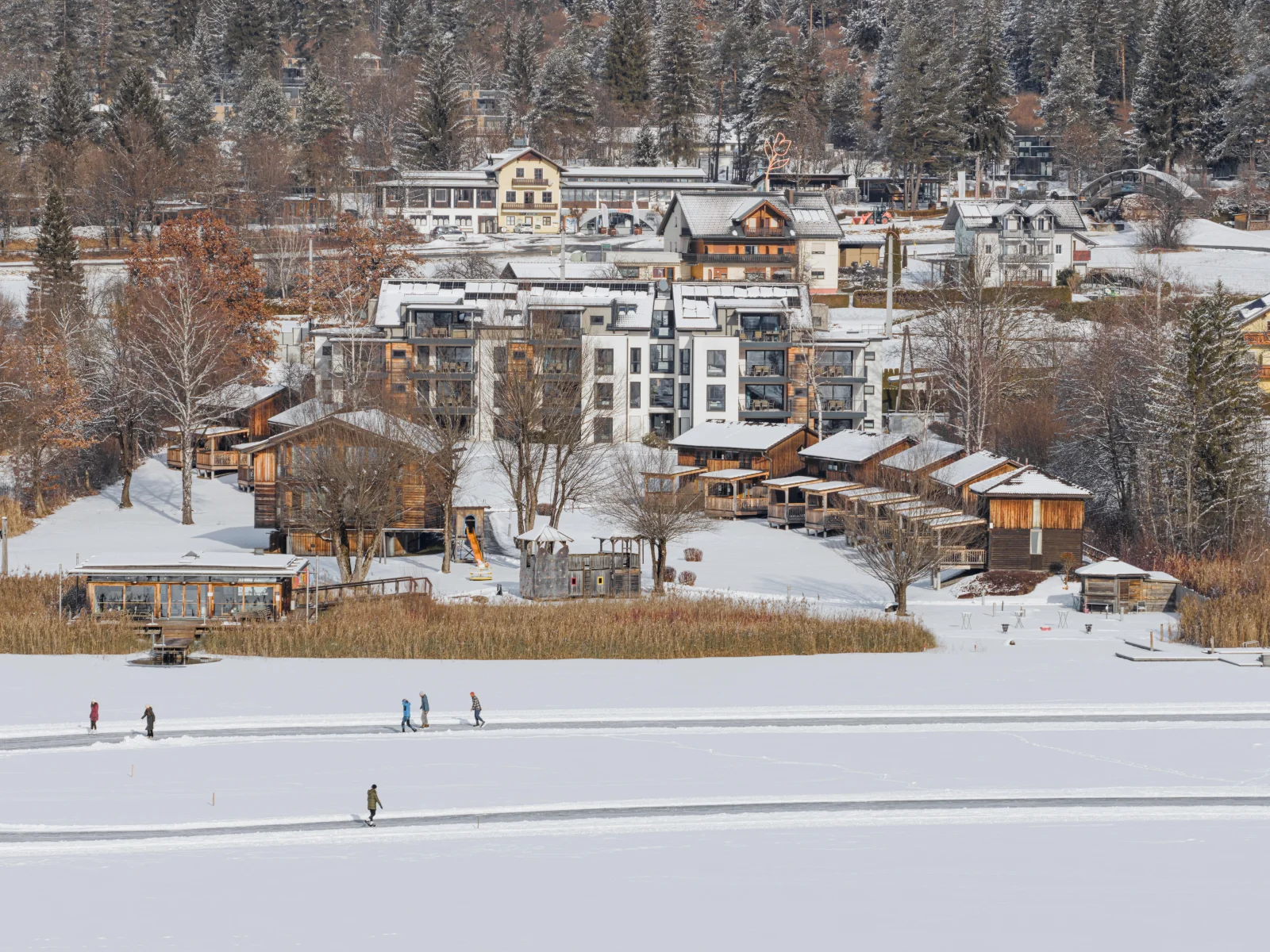 Apartamenty Lake Resort_00