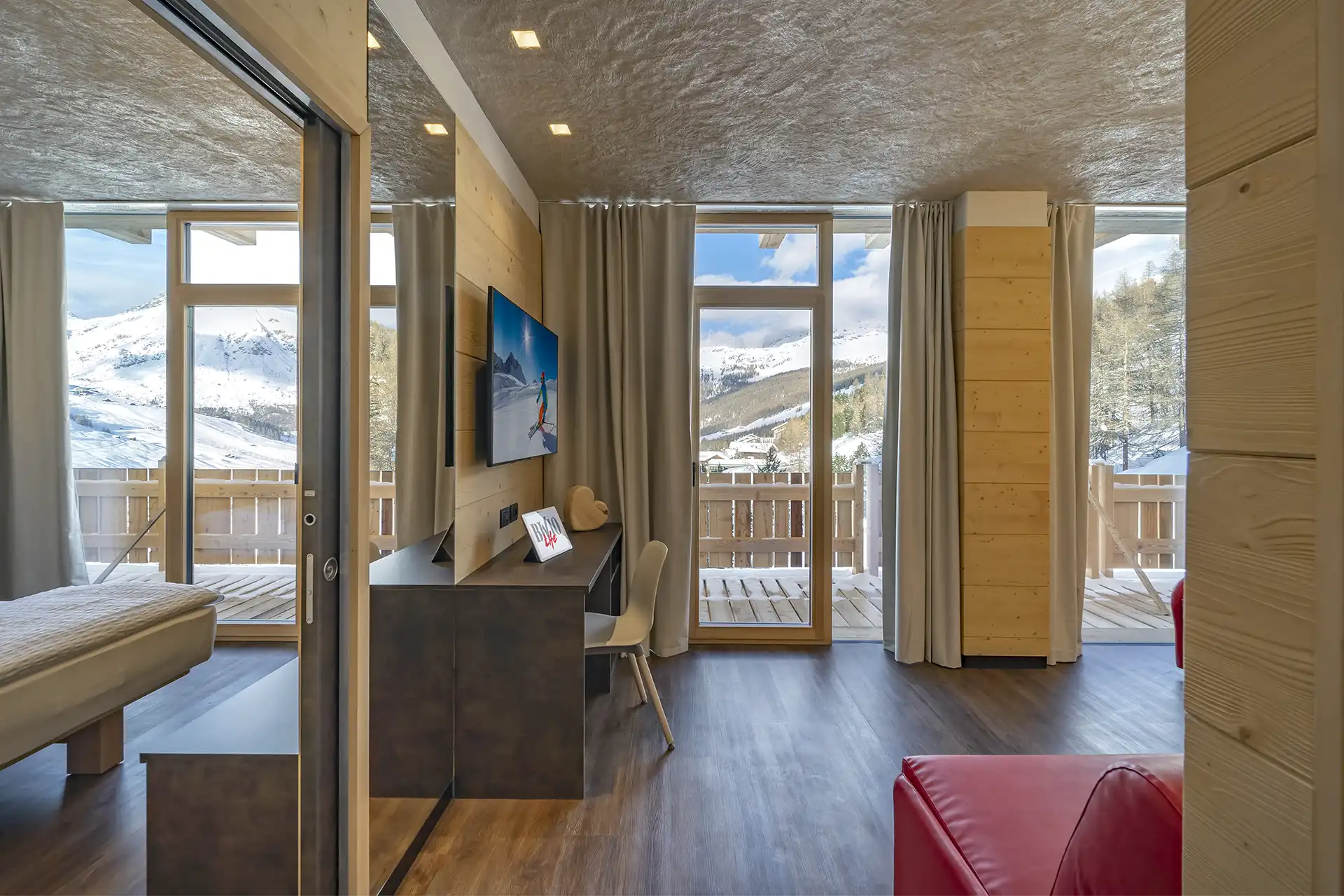 Sky Famly Suite