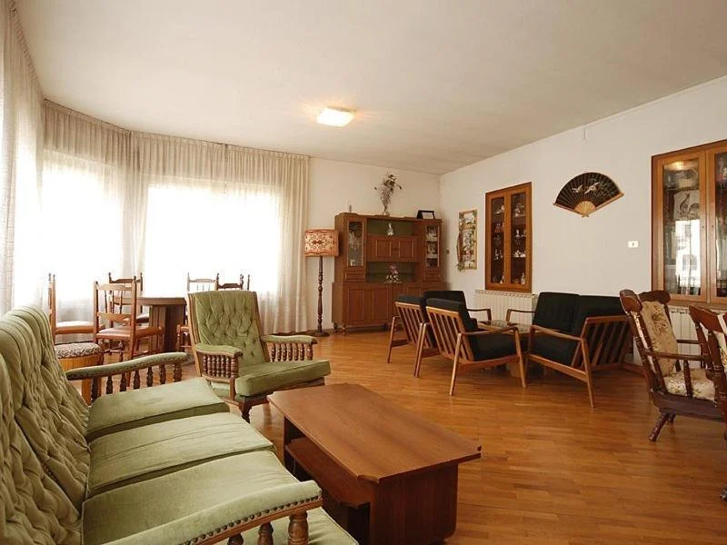 Hotel Ancora** _09