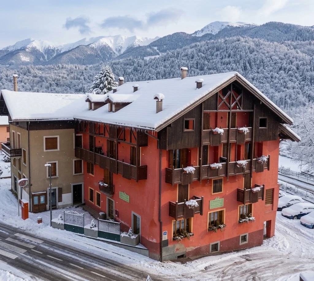 Hotel Mezzosoldo Camp_08