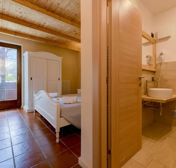 Hotel Mezzosoldo Camp_04