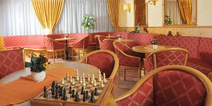 bar