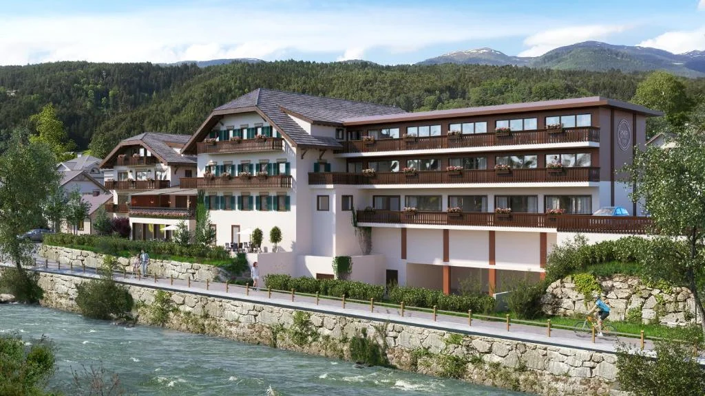 River Hotel Post_07